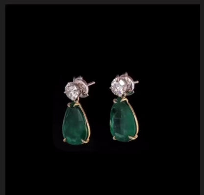 14k White Gold Pear Shape Emerald Earring With Diamond