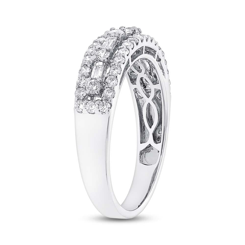 18k White Gold Diamond Lady's Ring - 0.88ct