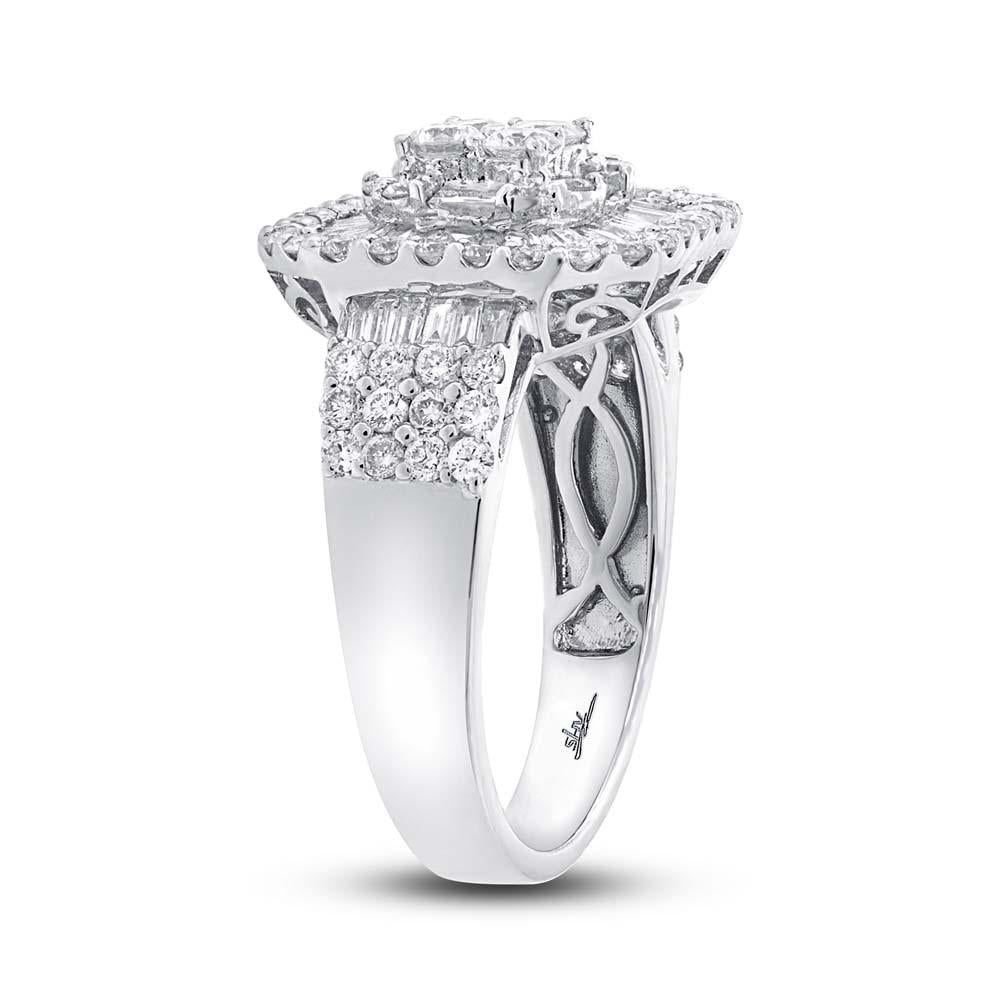 18k White Gold Diamond Lady's Ring - 1.77ct