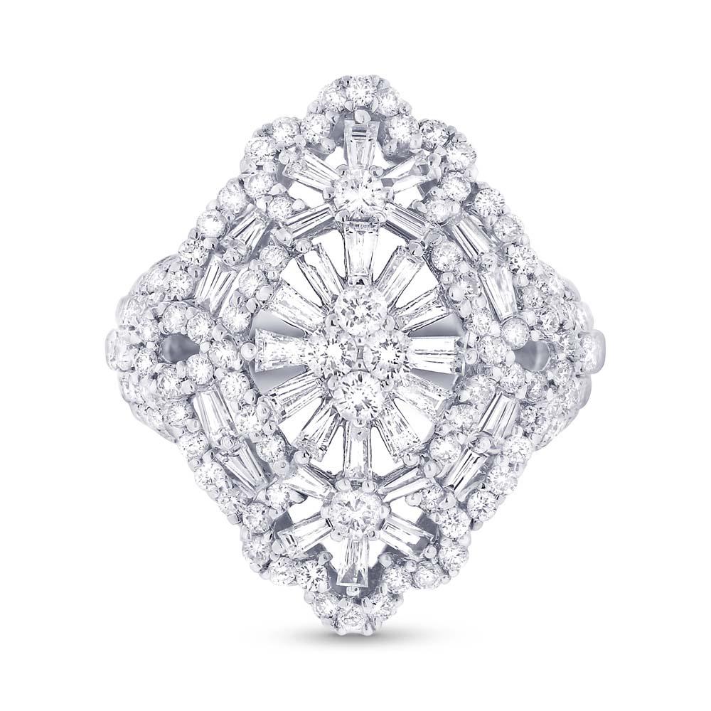 18k White Gold Diamond Lady's Ring - 3.40ct