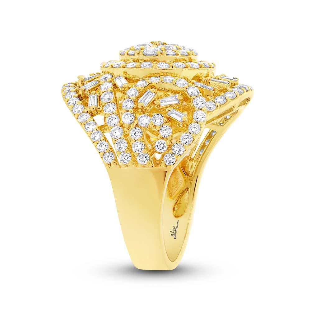 18k Yellow Gold Diamond Lady's Ring - 2.79ct