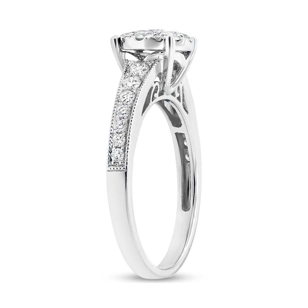 18k White Gold Diamond Cluster Ring - 0.84ct
