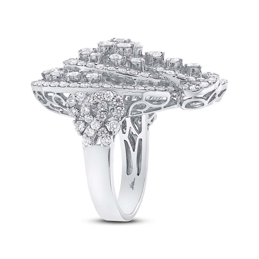 18k White Gold Diamond Lady's Ring - 4.28ct