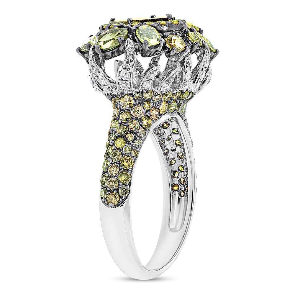 18k White Gold Fancy Color Diamond Ring - 3.11ct