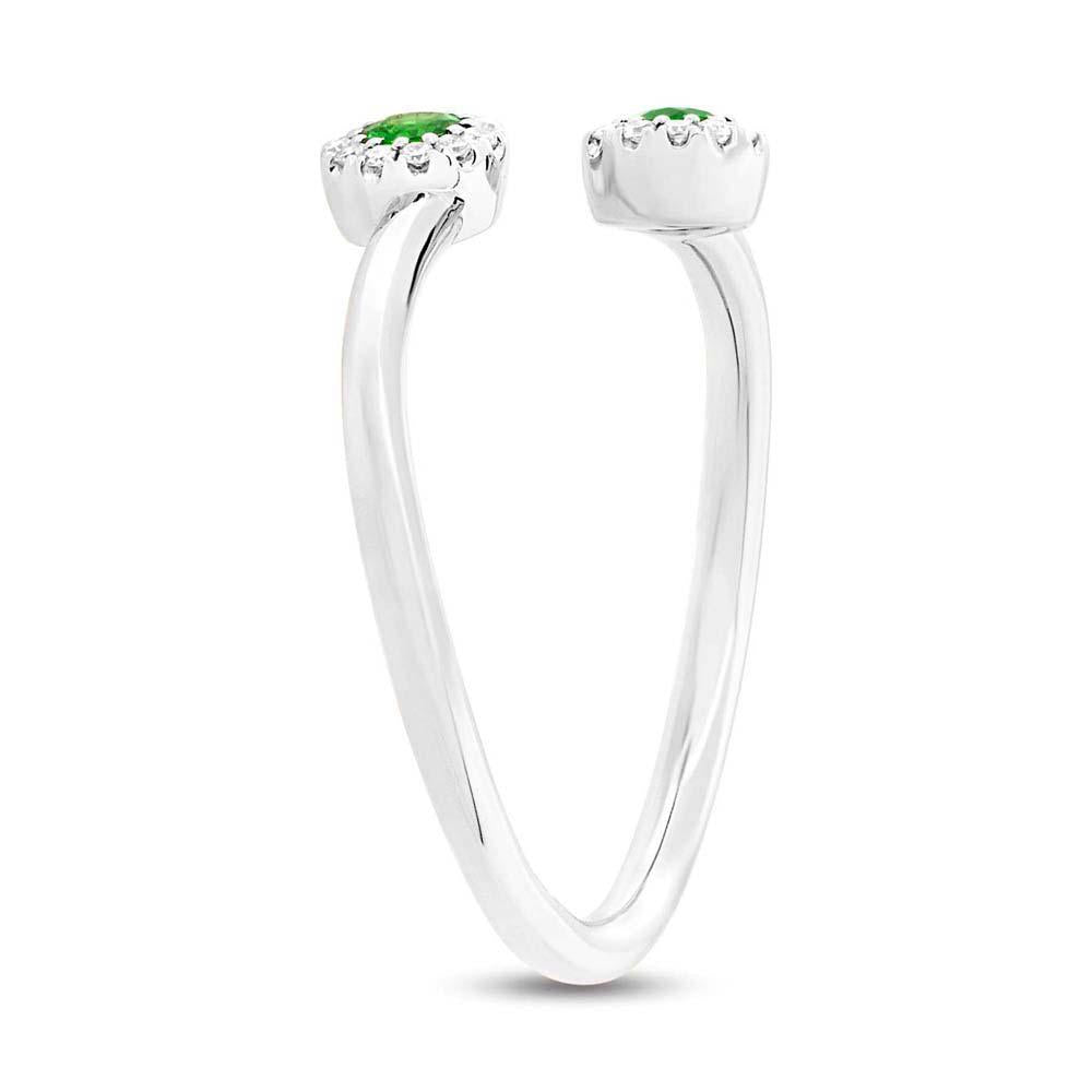 Diamond & 0.18ct Green Garnet 14k White Gold Lady's Ring - 0.07ct