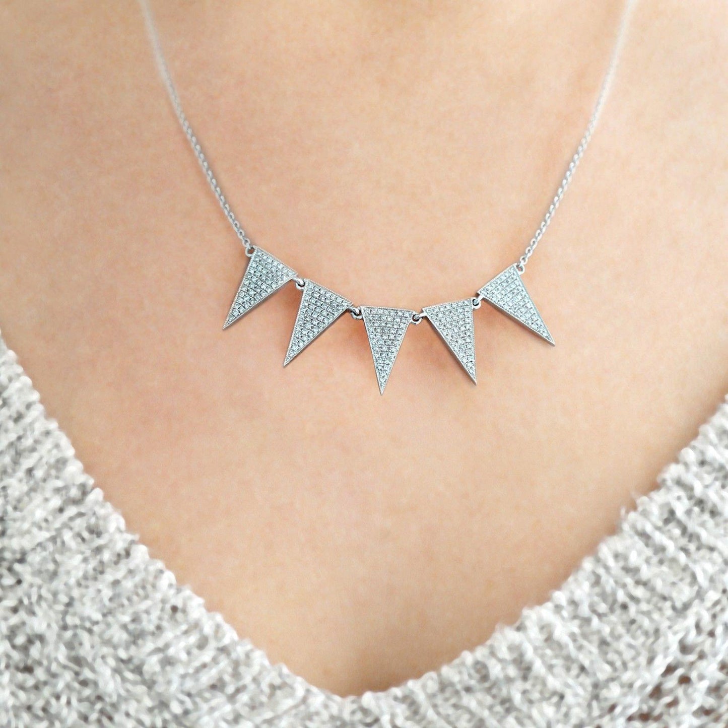 14k White Gold Diamond Triangle Necklace V0050