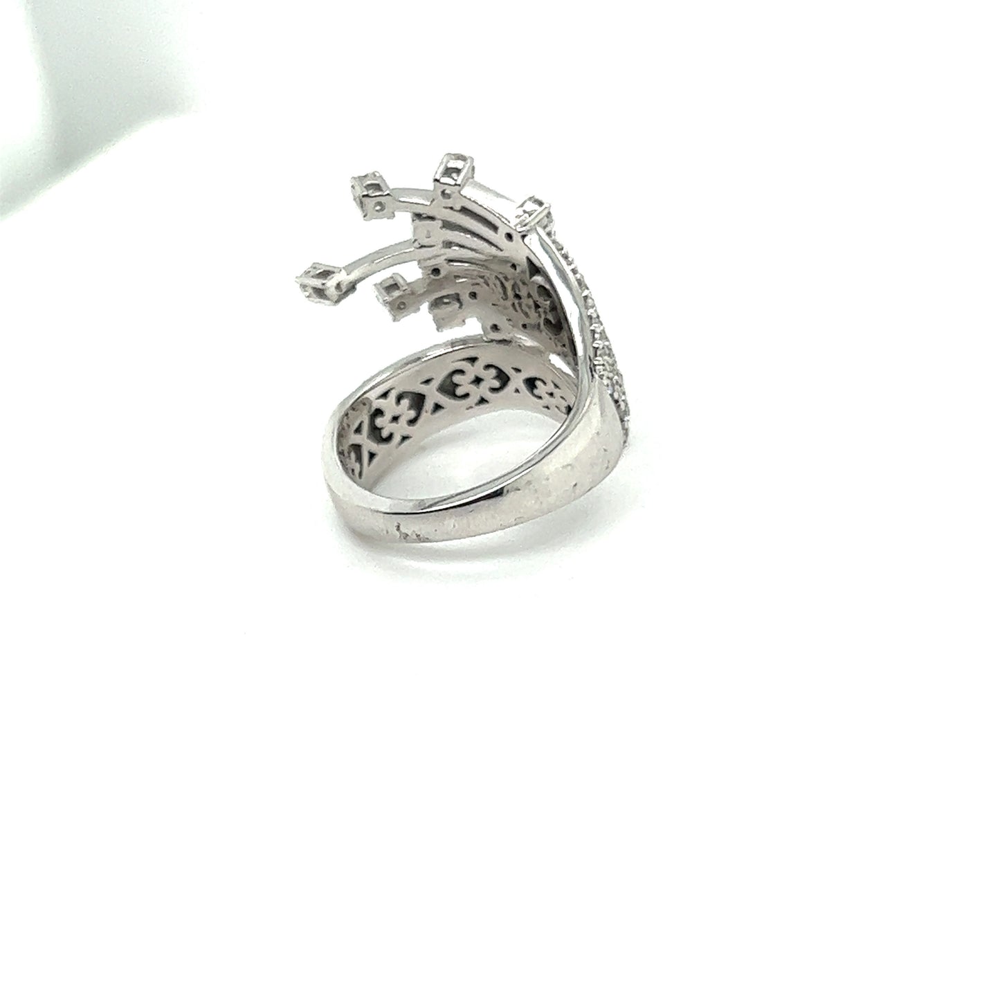 14K Diamond White Gold Marquis And Round Cut Diamond