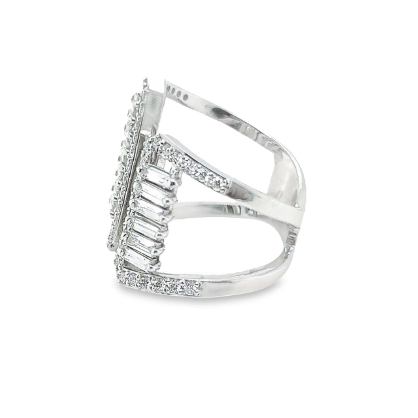 18K White Gold Baguette Cut Diamond Ring 1.90c