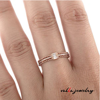 Baguette & Round Diamond Ring V0253