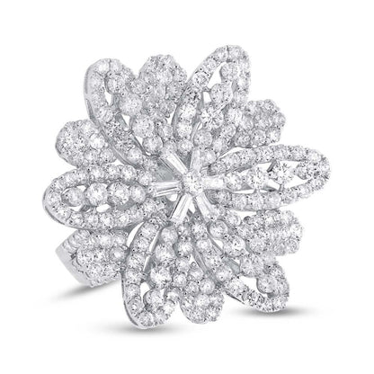 18k White Gold Diamond Flower Ring - 4.86ct