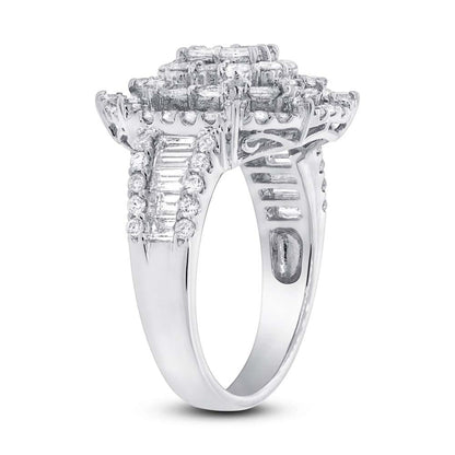 18k White Gold Diamond Lady's Ring - 1.84ct
