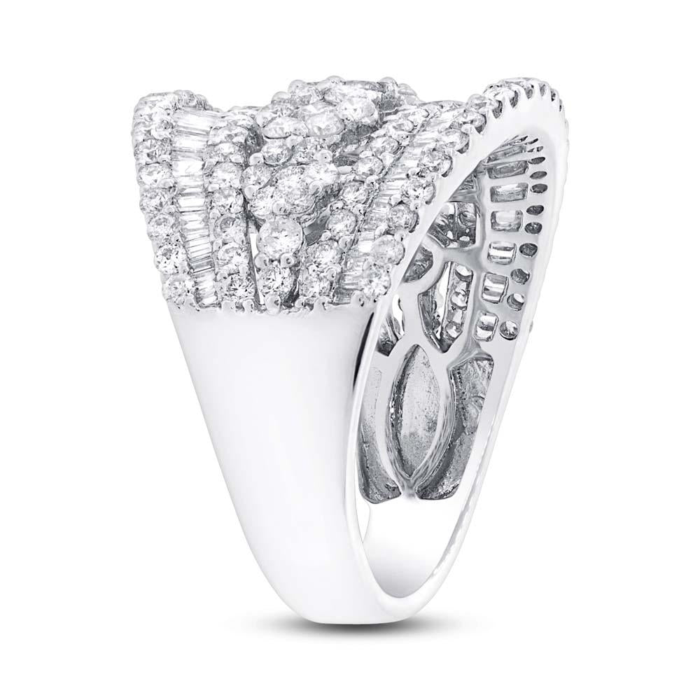 18k White Gold Diamond Lady's Ring - 2.87ct
