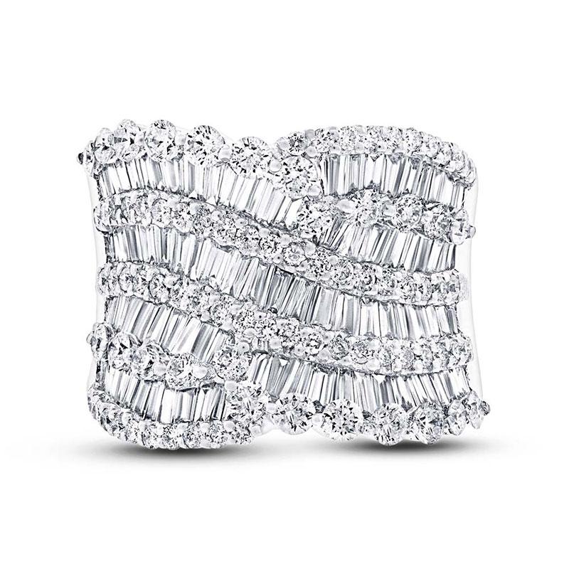18k White Gold Diamond Lady's Baguette Ring - 3.62ct