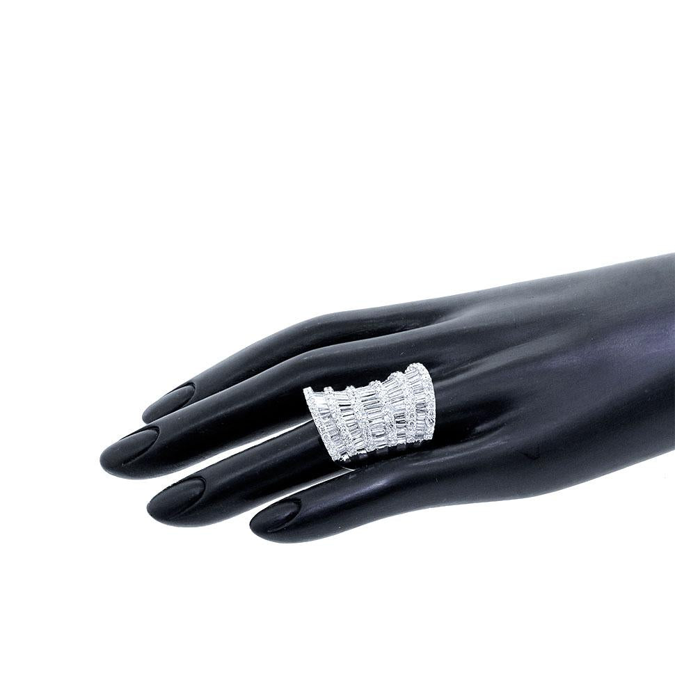 18k White Gold Diamond Lady's Ring - 7.28ct