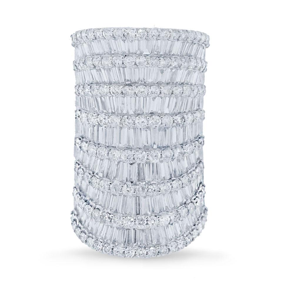 18k White Gold Diamond Lady's Ring - 7.78ct