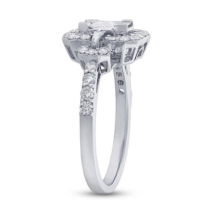 18k White Gold Diamond Lady's Ring - 0.86ct