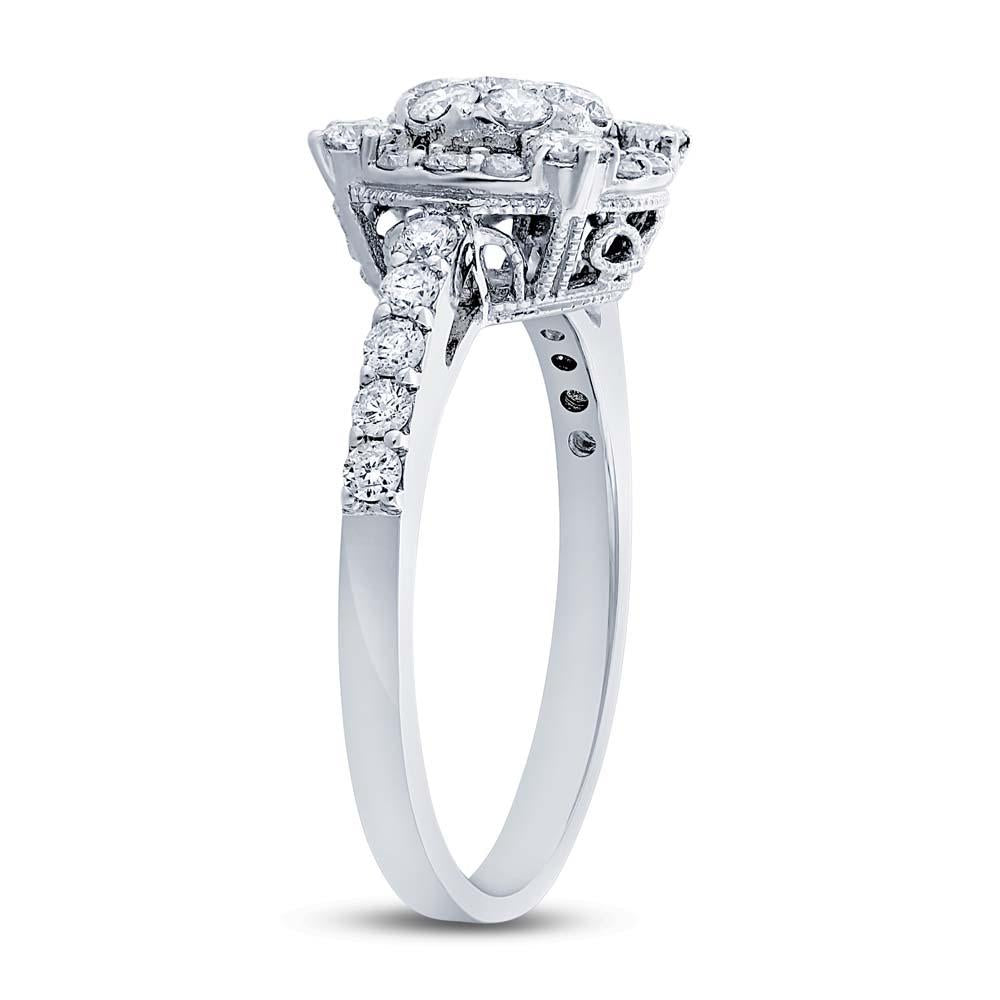 18k White Gold Diamond Lady's Ring - 0.91ct