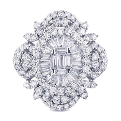 18k White Gold Diamond Lady's Ring - 3.00ct