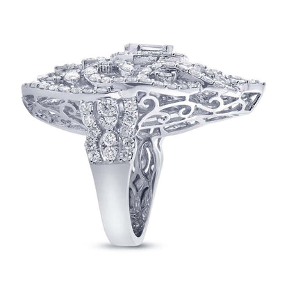 18k White Gold Diamond Lady's Ring - 5.03ct