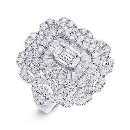 18k White Gold Diamond Lady's Ring - 3.63ct