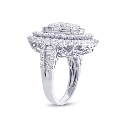 18k White Gold Diamond Lady's Ring - 4.33ct