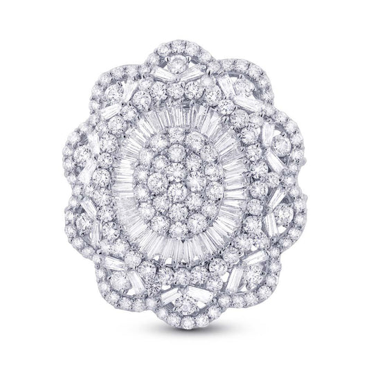 18k White Gold Diamond Lady's Ring - 6.42ct