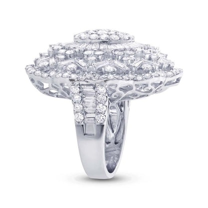 18k White Gold Diamond Lady's Ring - 6.42ct