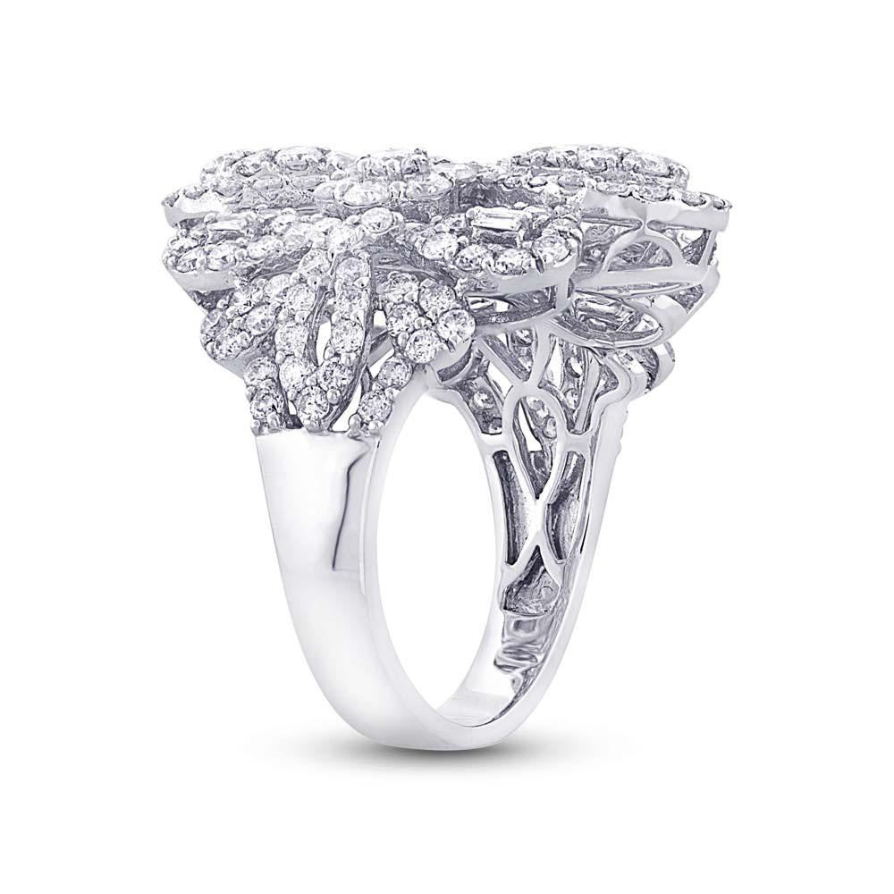 18k White Gold Diamond Lady's Ring - 2.67ct