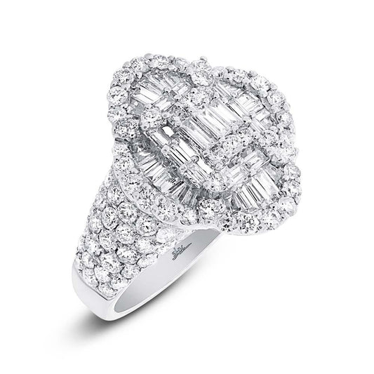 18k White Gold Diamond Lady's Ring - 2.68ct