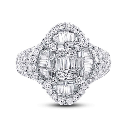 18k White Gold Diamond Lady's Ring - 2.68ct