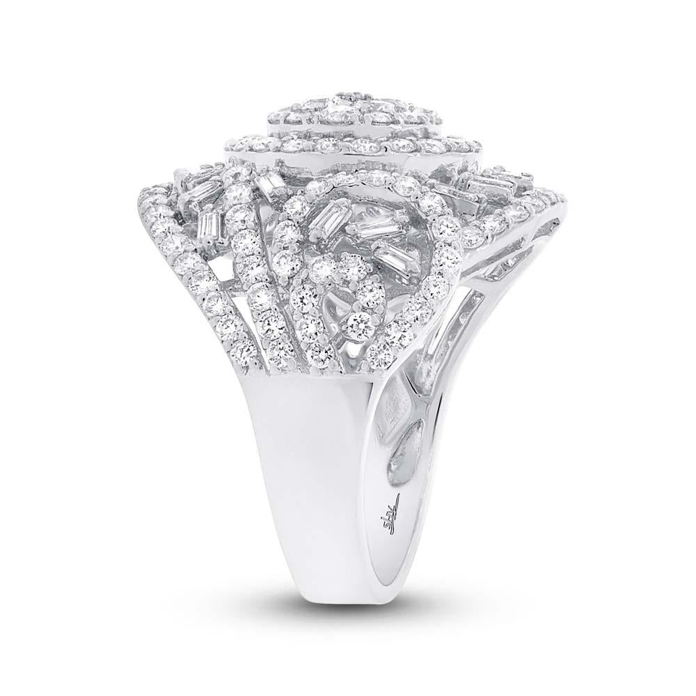 18k White Gold Diamond Lady's Ring - 2.79ct