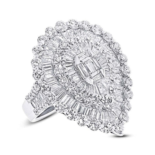 18k White Gold Diamond Lady's Ring - 4.83ct