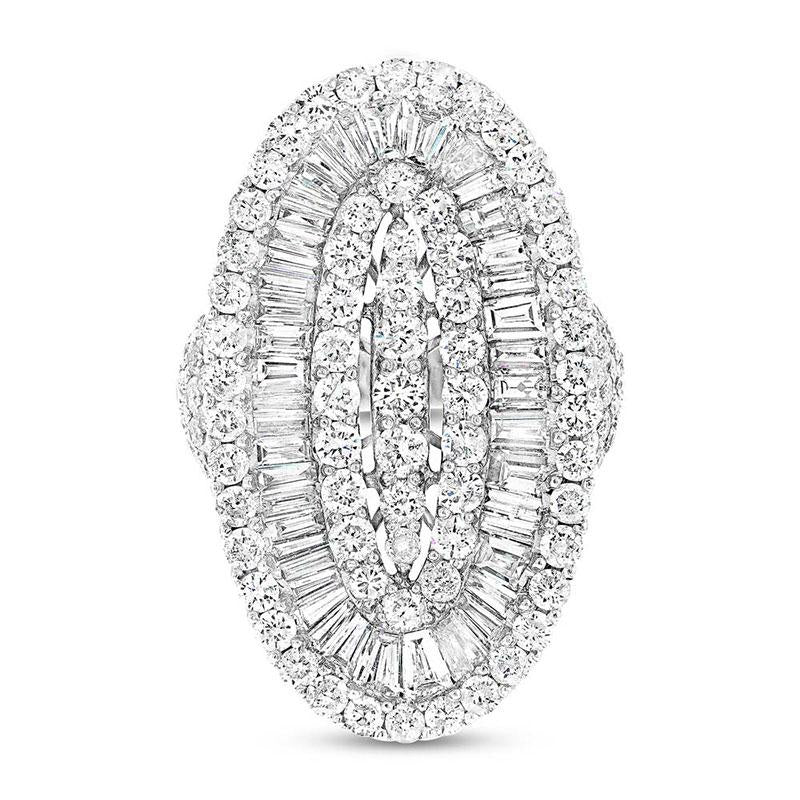 18k White Gold Diamond Lady's Ring - 6.34ct