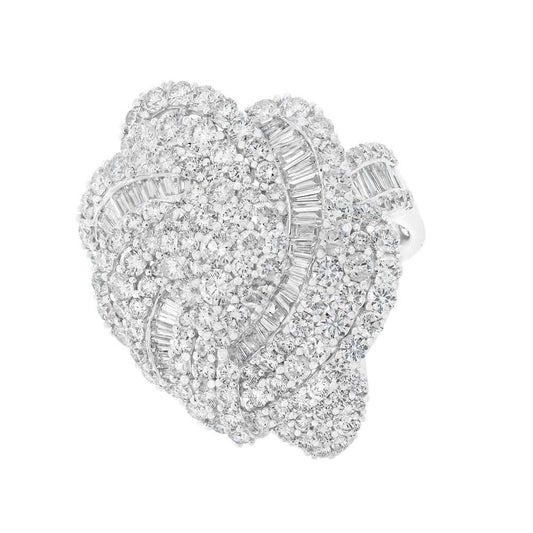 18k White Gold Diamond Lady's Ring - 5.62ct