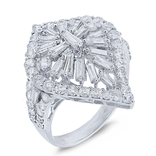 18k White Gold Diamond Lady's Ring - 2.25ct