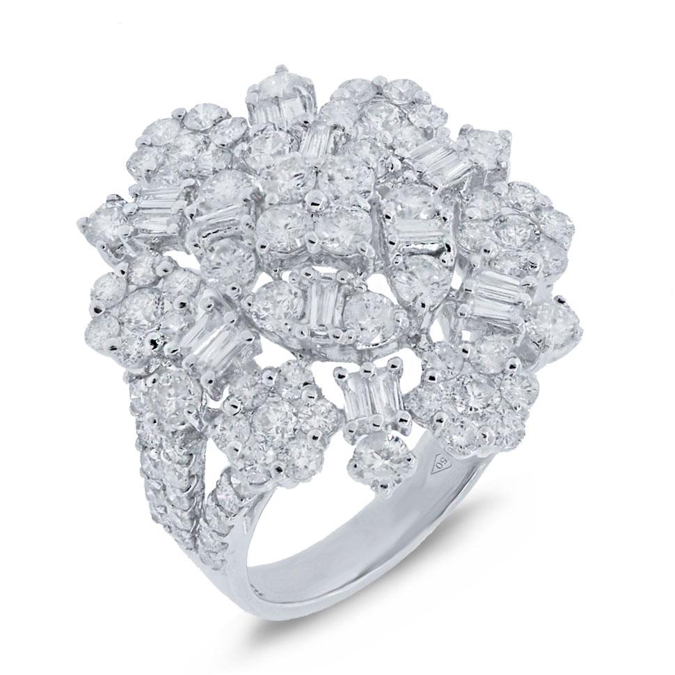 18k White Gold Diamond Lady's Ring - 3.45ct