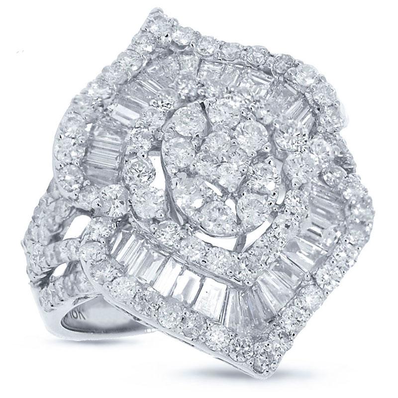 18k White Gold Diamond Lady's Ring - 3.68ct