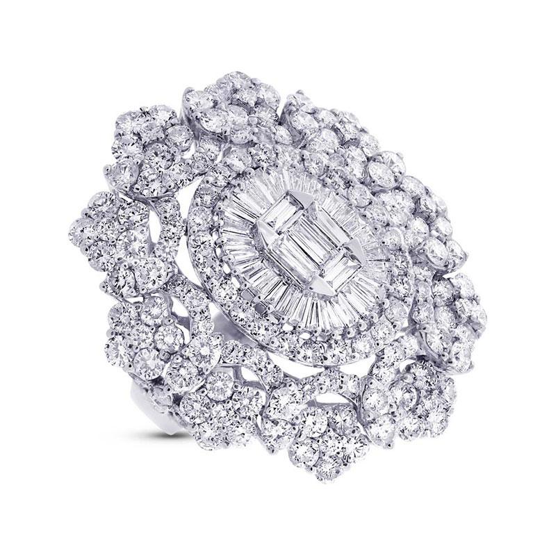 18k White Gold Diamond Lady's Ring - 7.81ct