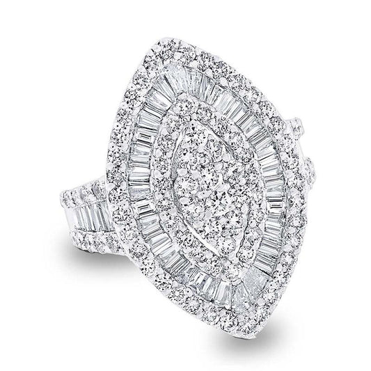 18k White Gold Diamond Lady's Ring - 3.25ct