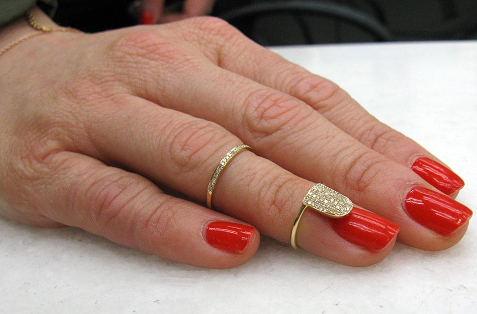 14k Yellow Gold Diamond Lady's Ring - 0.18ct