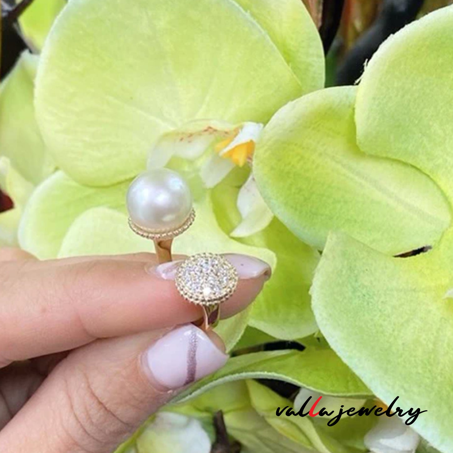 Pearl and Diamond Lady's Ring V0245
