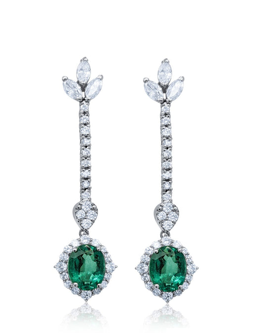 18k White Gold Dangle Earring With Diamond and Emerald V0328